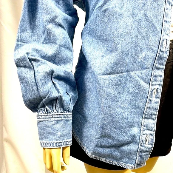 Levi’s Oversize Cool Eco Performance Denim Shirt - Picture 8 of 11